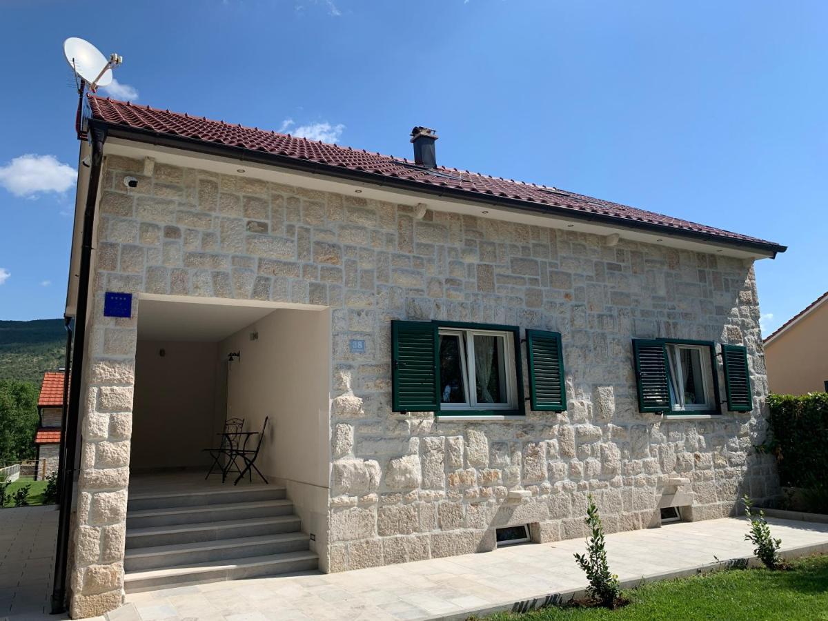 Kameni Dvori Villa Donji Prolozac Exterior photo
